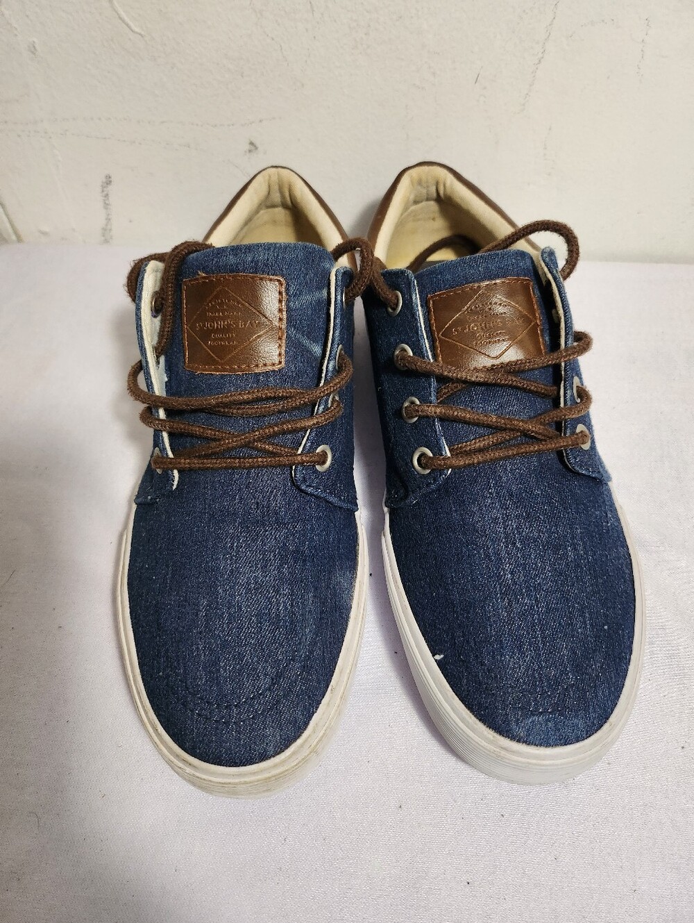 St. John's Bay Mens Bryce Laceblue/ brown size 7